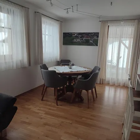 Κατάλυμα σε φάρμα Bauernhof Lienharter