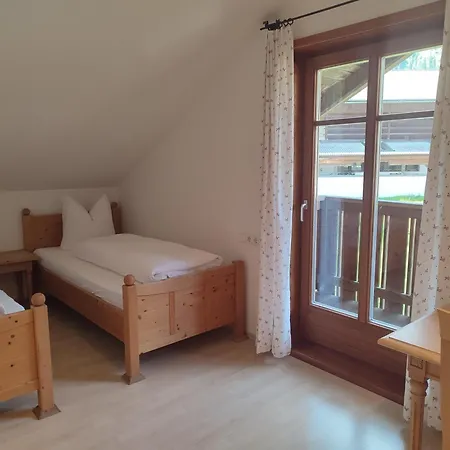 Bauernhof Lienharter Farmház *