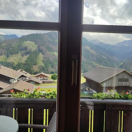 Farm stay Bauernhof Lienharter Obertilliach