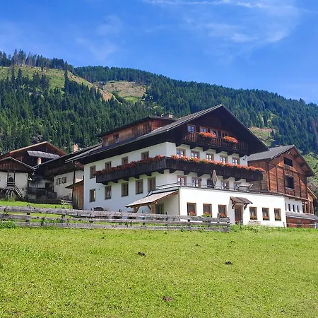 Κατάλυμα σε φάρμα Bauernhof Lienharter Obertilliach